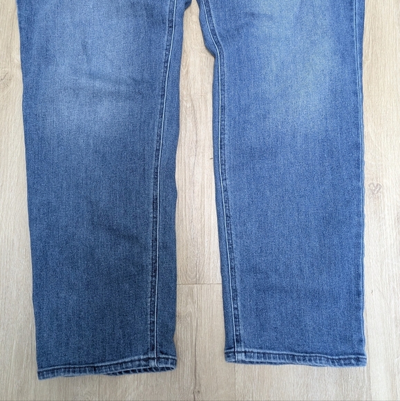 Old Navy High Waisted WOW Straight Leg Denim Jeans 22 - Picture 5 of 9